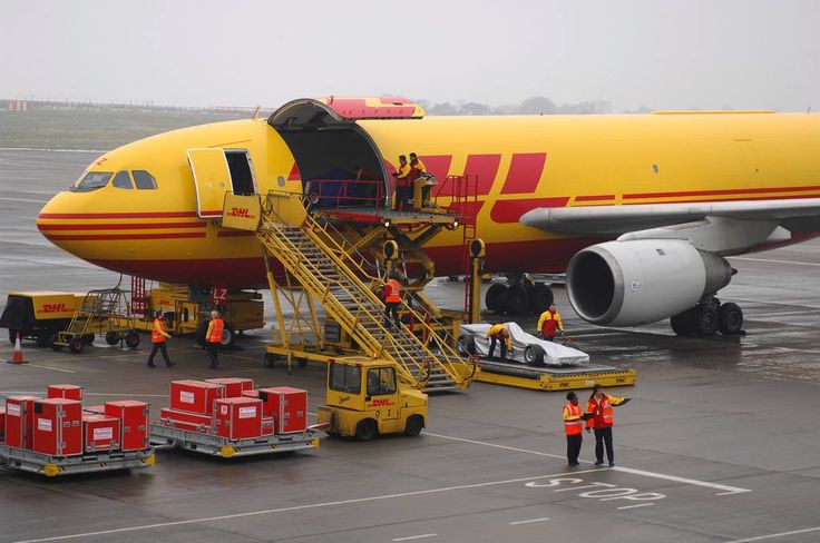 DHL Express Service